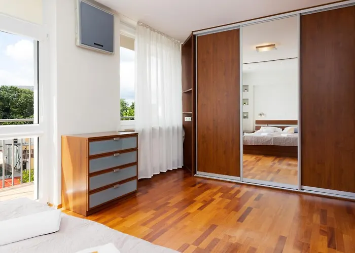 Apartments Warsaw Niecala Noclegi Renters